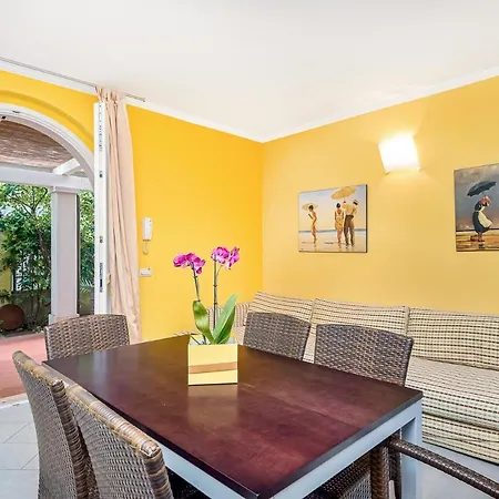 Apartment Clelia, 200mt Dal Mare, Parcheggio E Giardino Privati *